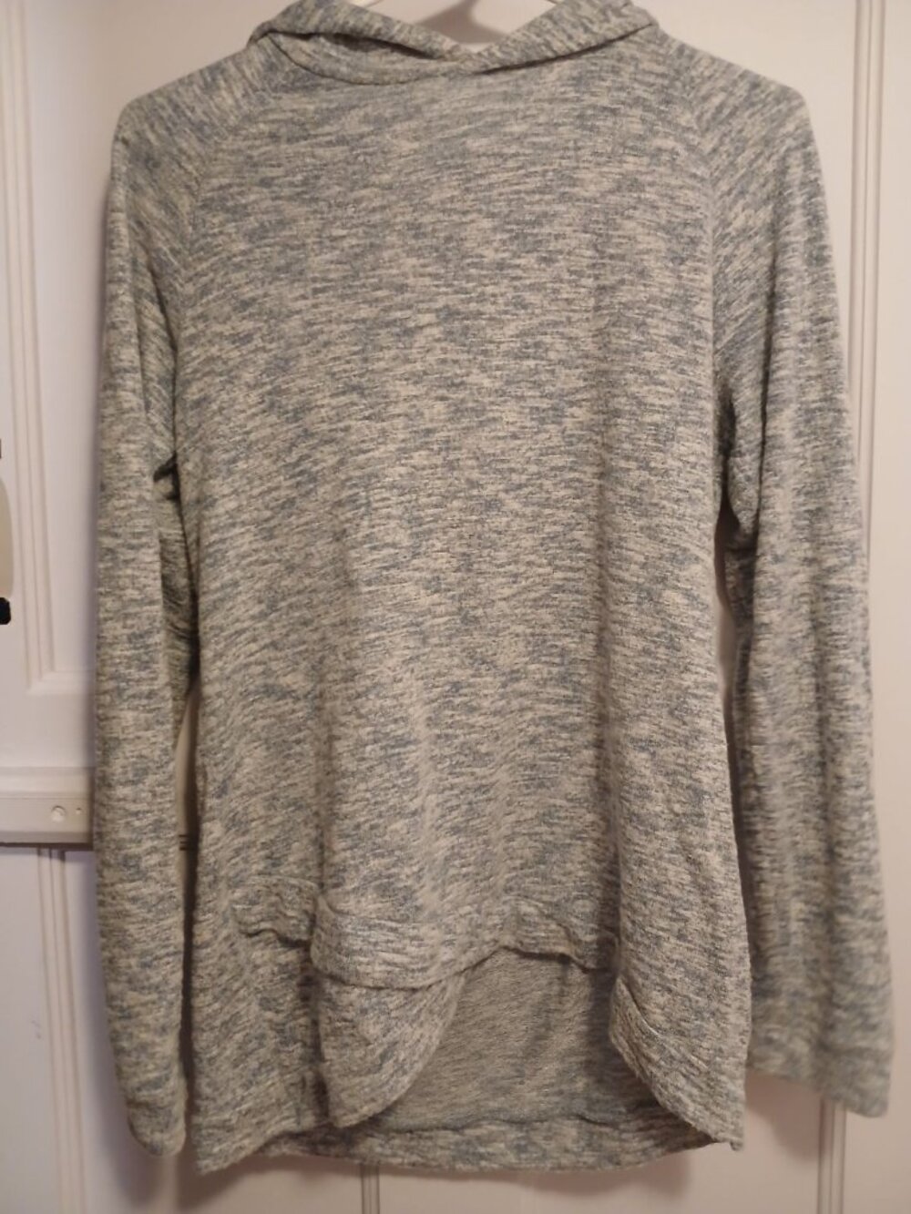 R+R 16/18 Girls Gray Top with Hood